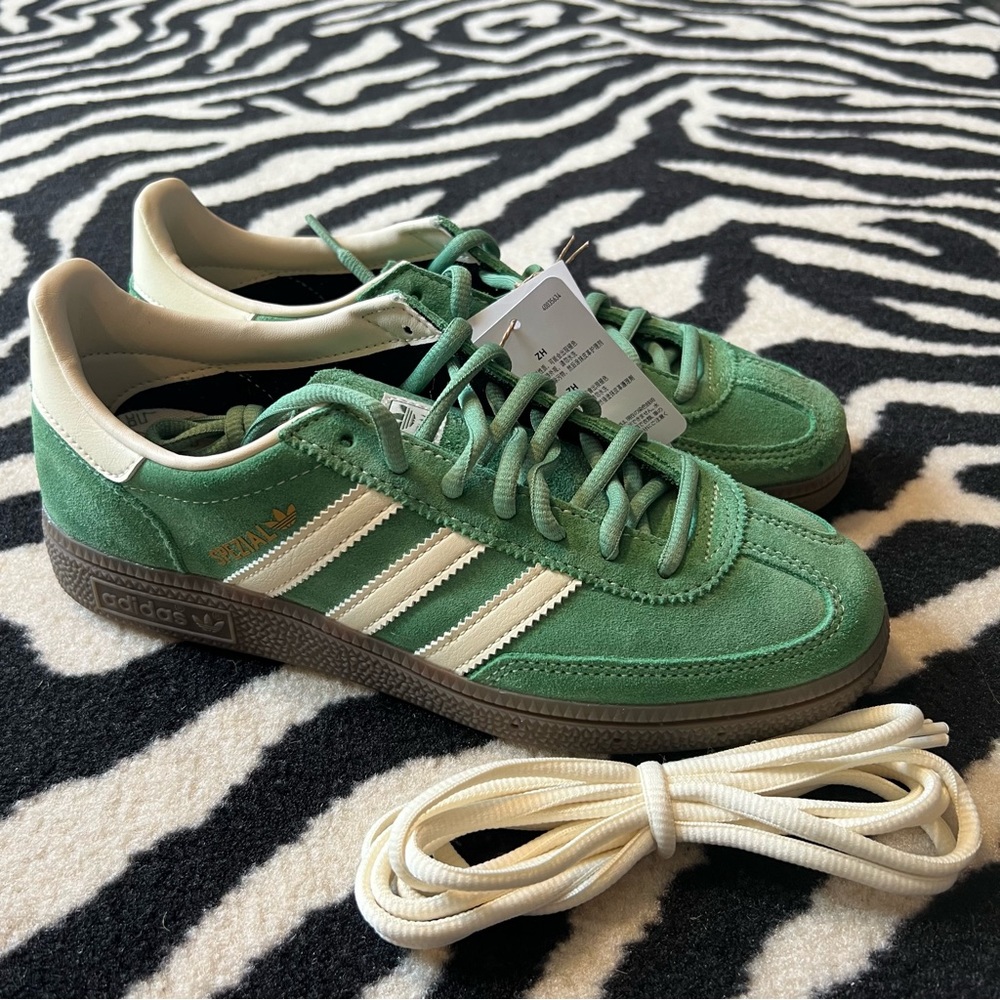 NWT Adidas Handball Spezial Shoes Preloved Green Cream White Men 5.5/Women 6.5 - Picture 8 of 15